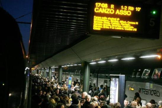 FOLLA E DISAGI A CADORNA PER LO SCIOPERO DELLE TRENORD