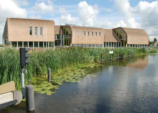dezeen_Town-Hall-Midden-Delfland-Schipluiden-by-Inbo_ss_2
