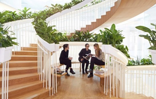 Ampersand-Living-Staircase-Paul-Cocksedge_dezeen_784_3-e1433432501497
